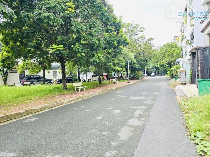 Đất Biệt Thự View Công Viên DT:160m2(8mx20m) An Phú-An Khánh-Q2-Giá 35 Tỷ - 2