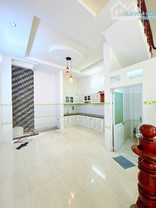 Bán nhà HXH 6M đường Lê Văn Quới, P BTĐ A, Quận Bình Tân DT 60m2(5x12)x3 Tầng Giá 5.7 Tỷ - 2