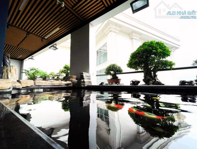 CÓ 102! Biệt thự Tô Ngọc Vân, Tây Hồ, lô góc 3 mặt ngõ, thang máy, gara,175m2x5T, MT 16.5m - 2