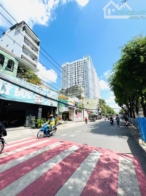 NGUYỄN KHOÁI NỐI QUA QUẬN 1 CỰC XỊN TÌM ĐÂU RA CĂN THỨ 2 NHƯ THẾ NÀY NỮA CÁCH SIÊU CC GALA - 2