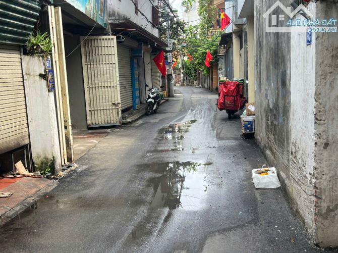 Anh Bình Minh nhờ bán nhà cấp 4 trung tâm Minh Khai, ô tô vào nhà, diện tích 70m², MT 4.5m - 2