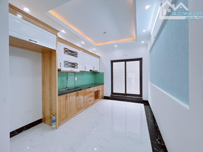 Bán nhà 5 tầng, 2.ngõ 192 Đại Kim, Kim Giang, HM, 40m2, cách oto tránh 30m, full nội thất, - 2