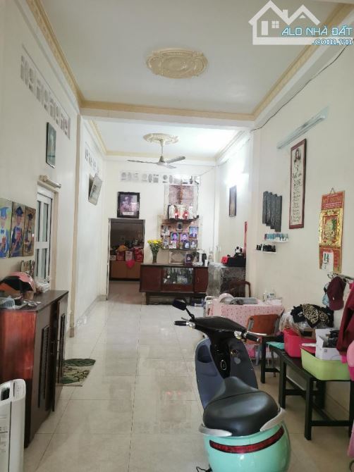 💥 Nhà 2 tầng mặt tiền180,2m2 Trung Chánh Hóc Môn.Dt 6m-6,4m*30m💰11, 5tỷ - 2