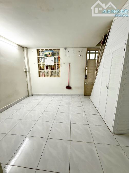 SIÊU PHẨM GIÁ TỐT KHU ẨM THỰC PHAN XÍCH LONG - 2