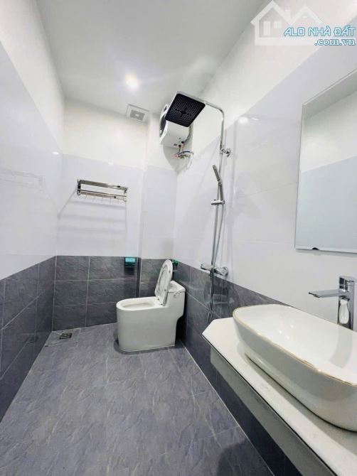 Bán nhà Đằng Hải 3.5 tầng ngõ 175 Đằng Hải giá tốt - 2