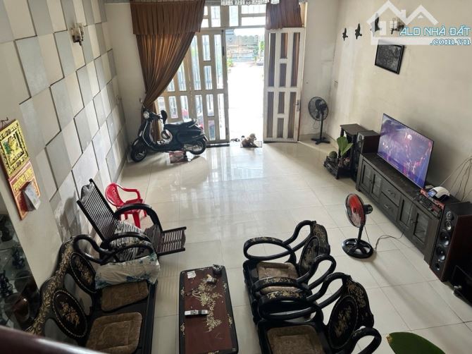 BÁN NHÀ MẶT TIỀN KINH DOANH,TÂN CHÁNH HIỆP 8 QUẬN 12, Ô TÔ NGỦ TRONG NHÀ, DT 100M²(5×20) - 2