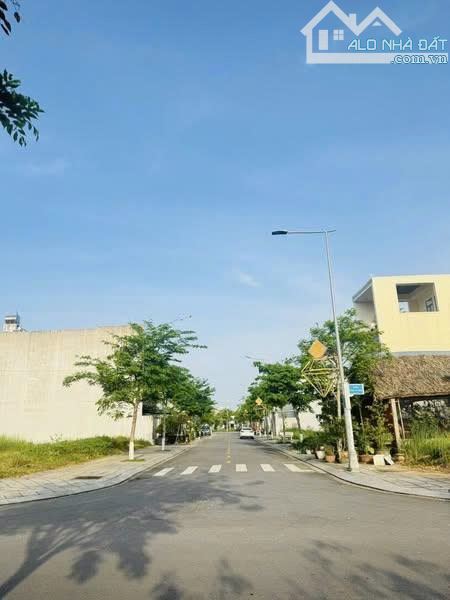 Đất Giáp Quận 2 - 1,4tỷ - Sổ Hồng Riêng - 2