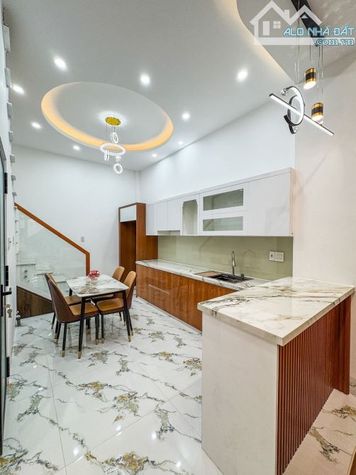 BÁN NHÀ 1 TRỆT 1 LẦU MỚI ĐẸP HẺM 311 - NGUYỄN VĂN CỪ - TP CẦN THƠ. - 2