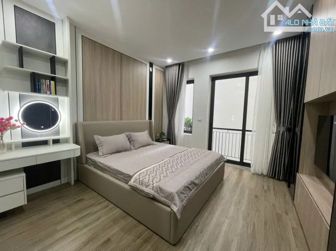 BÁN NHÀ 6 TẦNG THANG MÁY – PHÂN LÔ QUÂN ĐỘI – Ô TÔ VÀO NHÀ – PHỐ LÊ TRỌNG TẤN – GIÁ 16.6 T - 2