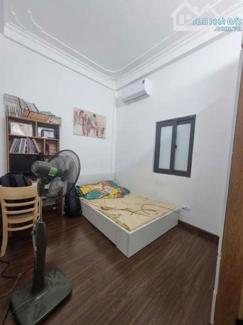 BÁN NHÀ MỚI NỘI THẤT ĐẸP, 4 TẦNG NỞ HẬU, GẦN ĐƯỜNG Ô TÔ, PHỐ KIM GIANG – HOÀNG MAI. - 2