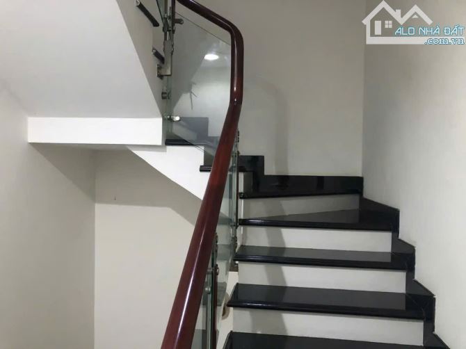 Giảm sốc 400 triệu nhà đẹp 4 tầng ở ngay HXT Lê Văn Quới, Bình Trị Đông,Bình Tân - 2