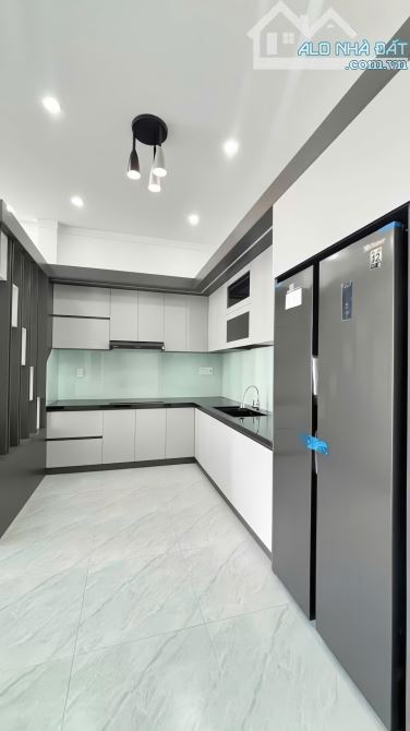 👉Bán nhà trệt lầu gần trạm thu phí Bửu Long ,cách ngã tư Bến Cá chỉ 1p di chuyển - 2