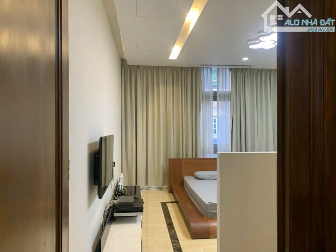 Bán biệt thự Trần Não 12 đường số 20 DT600m 20x20 sân vườn hồ bơi - 2