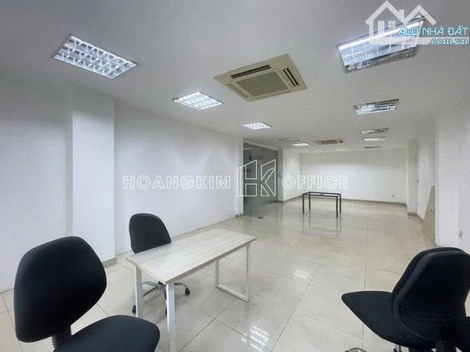 Văn phòng diện tích nhỏ Nguyễn Thái Bình Tân Bình 60m2 giá 9usd - 2