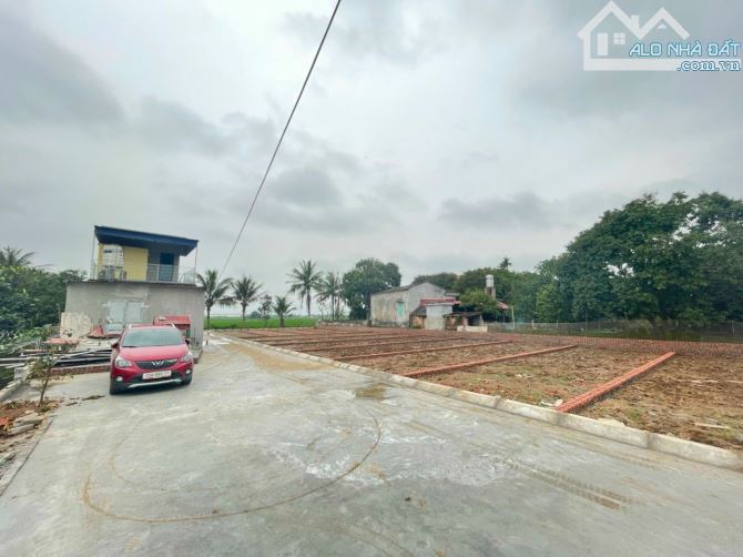 CẦN TIỀN BÁN GẤP LÔ ĐẤT ĐẸP,ĐƯỜNG TRƯỚC NHÀ 6m chỉ 500 triệu mua là lãi - 2