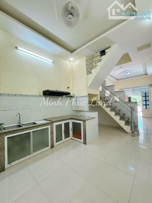 🔥BÁN NHÀ MẶT TIỀN ĐƯỜNG SỐ TÂN QUY - SÁT MT LÂM VĂN BỀN - 2 TẦNG BTCT - SHR - 2