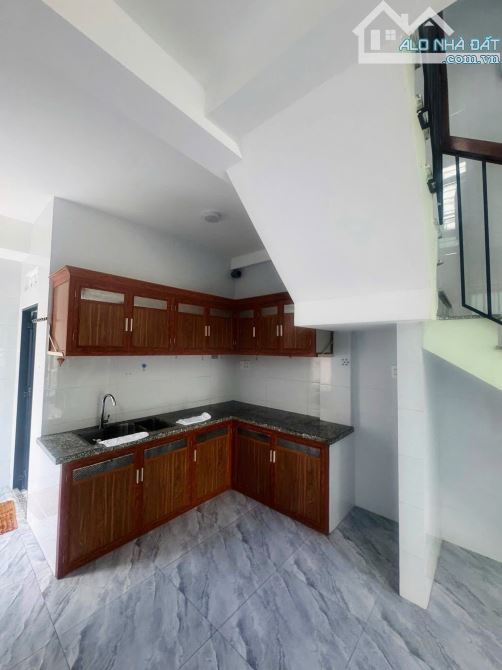 NHÀ GÓC 2 MẶT TIỀN PHÓ ĐỨC CHÍNH - TRUNG TÂM QUY NHƠN - 2