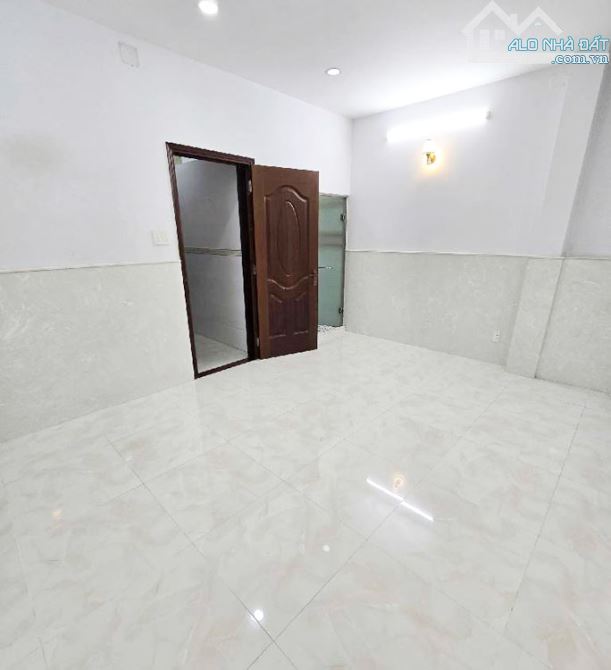 Nhà 4 tầng, Đồng Xoài, Tân Bình, 43m2, chỉ 6.x tỷ TL - 2