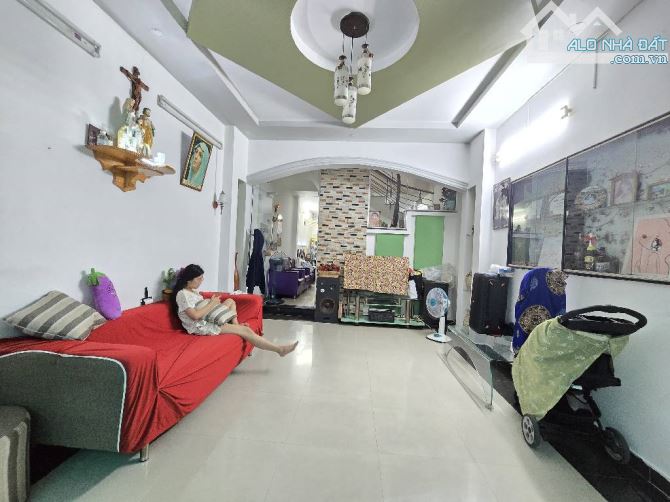 Bán NR đẹp - vị trí tốt đường QUANG TRUNG cạnh CO-OP N4x19m 3PN HXH cách 10m nhỉnh 6 tỷ - 2