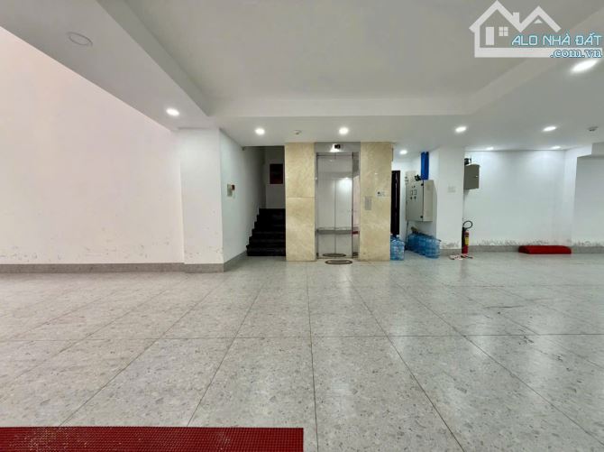 Tòa Nhà 6 Tầng - Thang Máy Đường Phan Xích Long. DT: 6*23m. Thu Nhập ~130tr. Giá 24 Tỷ TL - 2