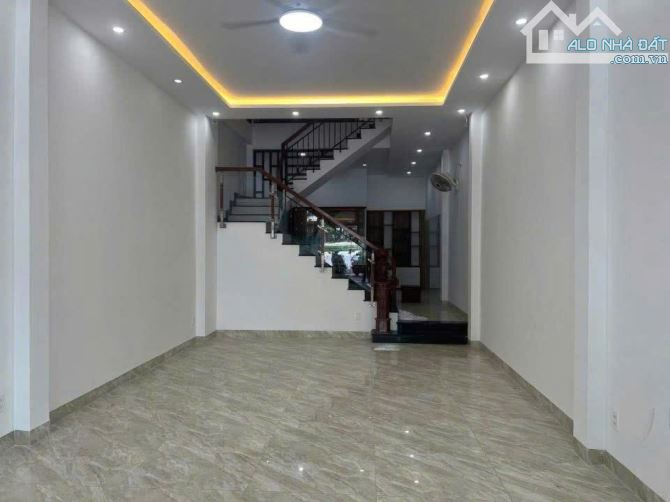 VIP! BÁN NHÀ 3 TẦNG 75M2 - 8,99 TỶ - MT LÊ VĂN HIẾN - Q. NGŨ HÀNH SƠN - 2