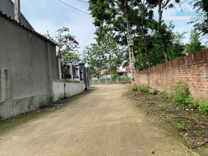 Bán lô đất 92,8m2 mt: 5,7m thổ cư 50m - 2