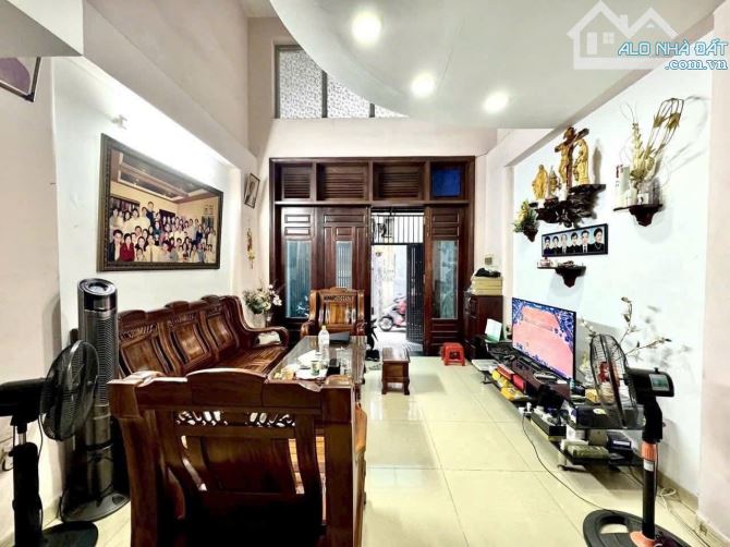 LÊ VĂN SỸ HẺM XE TẢI 54M2, 5 TẦNG, 54M2, NGANG 4M, 5PN, SÂN THƯỢNG, SỔ VUÔNG, NHỈNH 8 Tỷ - 2