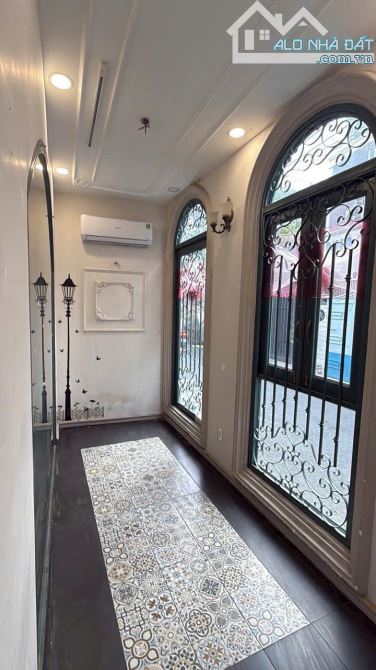 Căn Góc 2 MT Lê Văn Sỹ. DT: 7*17m. 6 Tầng - Thang Máy. Thu Nhập 100tr/tháng. Giá 27.5 Tỷ - 2
