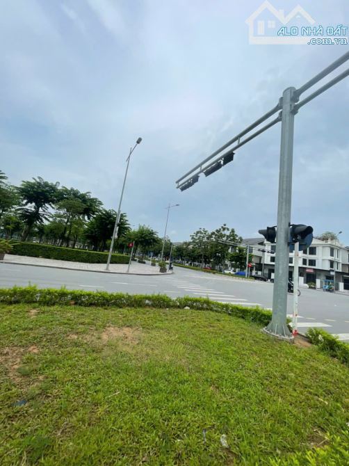 Phân lô liền kề KĐT mới Văn Khê 111m2, 4 tầng, MT8.8m giá 39.5 tỷ - 2