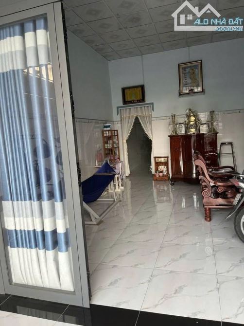 Cắt lỗ bán nhanh nhà 101m2 giá 832 triệu, sổ hồng riêng , sang tên ngay - 2