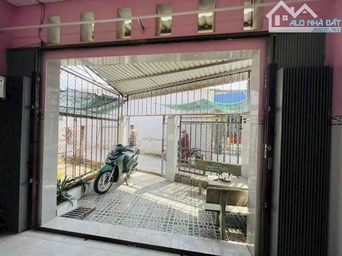 Cần bán căn nhà ở Tân Hiệp Hóc Môn 4x22 ( 90m2 ) 770 TRIỆU Sổ hồng riêng sang tên - 2