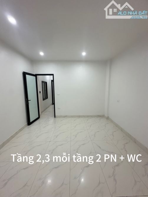 🏡 Nhà 4 tầng – 5 phòng ngủ, vị trí đẹp Định Công Hạ, tiện ích đủ đầy!Qc - 2