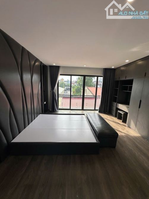TRƯƠNG ĐỊNH, CHỈ 7.x TỶ, Ô TÔ CON ĐỖ , 6 TẦNG, THOÁNG SÁNG, NGÕ THÔNG, GÂN PHỐ,35M. - 2