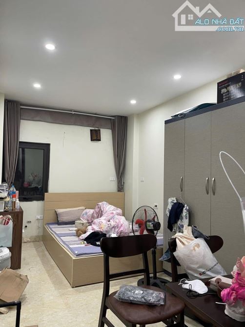 Bán nhà Phố Quan Nhân - 42m2x5T - ngõ rộng 3m,thoáng,thông - giá đầu tư 8,5 tỷ - 2