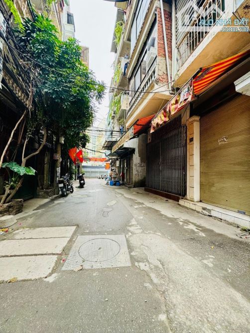 Nguyễn Phúc Lai 71m2 Ô tô Tránh, Lô Góc - 22tỷ Kinh Doanh, Gần Phố Hồ Hoàng Cầu - 2