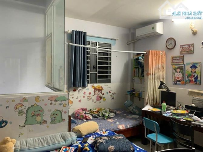 Bán Nhà Tỉnh Lộ 10 , HXH , 2 Lầu BTCT , 52m2(4mx13m) , Đang Gấp Bán - 2
