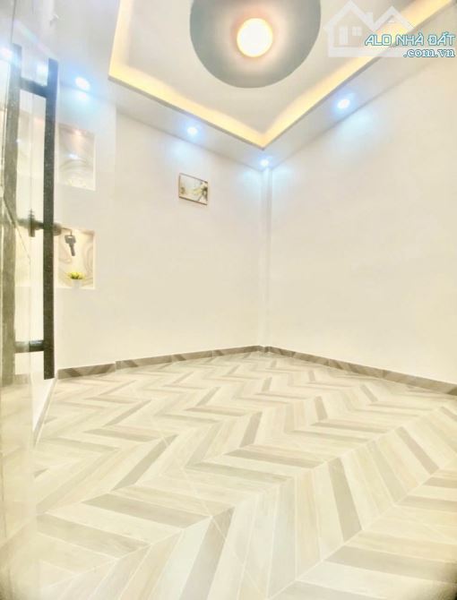 🌟BÁN NHÀ ĐẸP NGAY - TÂN HÒA ĐÔNG 3 TẦNG – NGANG 5M NỞ HẬU TÀI LỘC DT 5.3m² x7m² - SÁT Q6 - 2