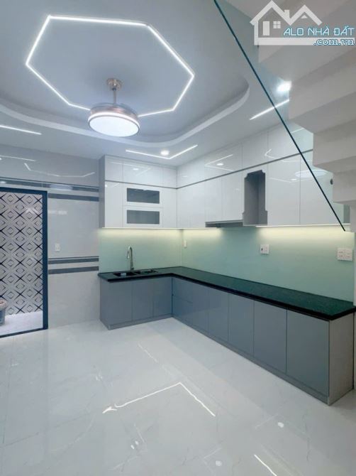 NHÀ ĐẸP BÌNH TÂN - HƯƠNG LỘ 2 - 5 TẦNG BTCT - 5PN - GIÁ 6T6 (TL) - 2