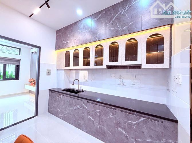 NHÀ 2 MẶT TIỀN TRƯỚC SAU, ĐƯỜNG SỐ 8 GÒ VẤP 66m2 - CHỈ 6,25 TỶ THƯƠNG LƯỢNG - 2