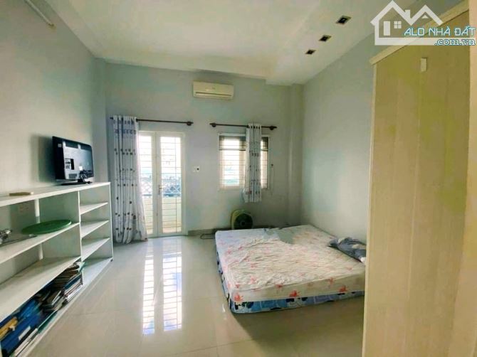 NHÀ CẠNH MẶT TIỀN Q7, LÂM VĂN BỀN, 3 TẦNG, 4.6×17m, HXH, NHỈNH 8 TỶ - 2