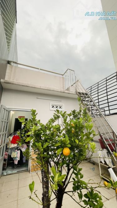 Nhà đẹp view công viên đường 12m Khuông Việt, dt 4x20, 5 Tầng giá 9 tỷ 6 tl - 2