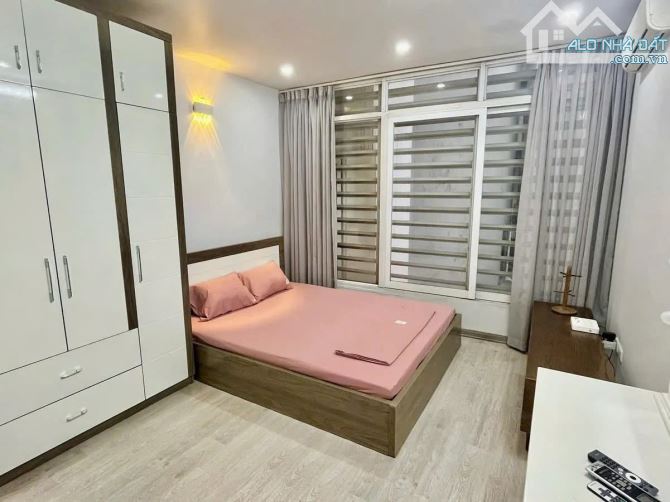 Bán nhà phố Xã Đàn 35m2 xây 5 tầng mặt tiền 3.8m nhỉnh 8 tỷ hiếm quận Đống Đa - 2