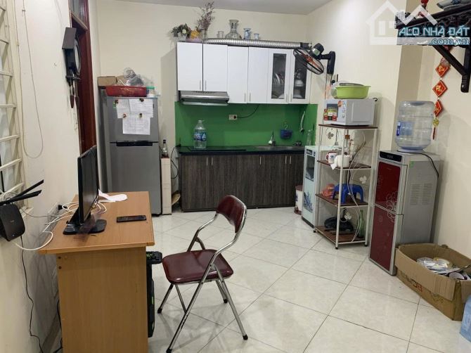 Cho thuê Căn hộ chung cư mi ni, gần cầu Khương Đình, 55m2 x 2 ngủ 2 wc, 7 triệu/tháng - 2