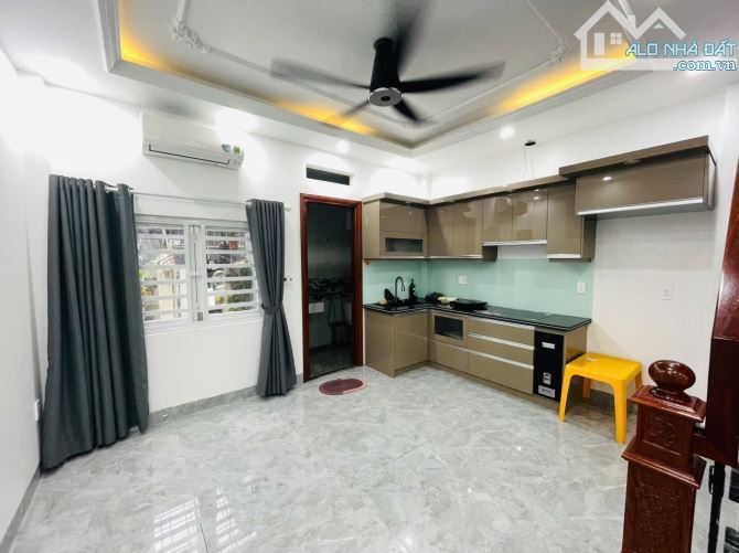 Bán nhà 3 tầng đl gốc dân Hồ Sen, Lê Chân 52m giá chỉ 3,x tỷ - 2