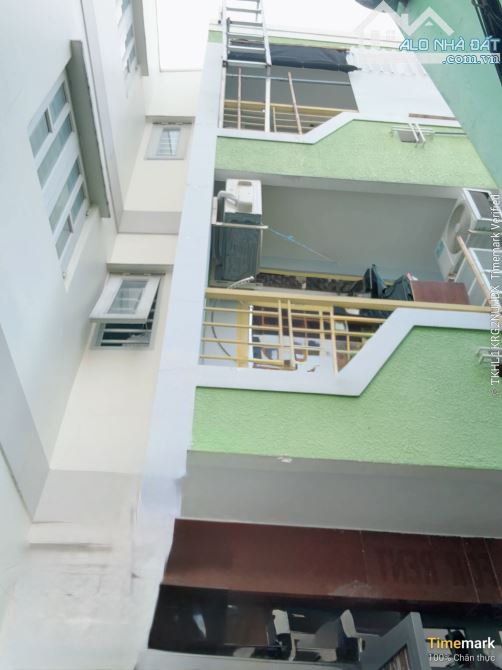 GIÁ TỐT TRONG THÁNG - CHỈ NHỈNH 4️⃣TỶ- NHÀ 2 TẦNG Q1- SẴN HĐ THUÊ CAO. - 2