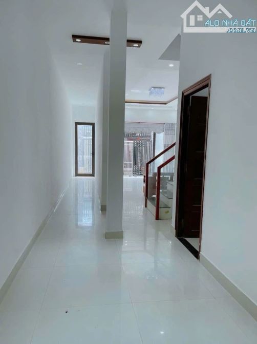 🎉🎉Căn nhà toạ lạc ở khu vực trung tâm TP, kiệt trước nhà rộng 4 m , thông đủ hướng. - 2