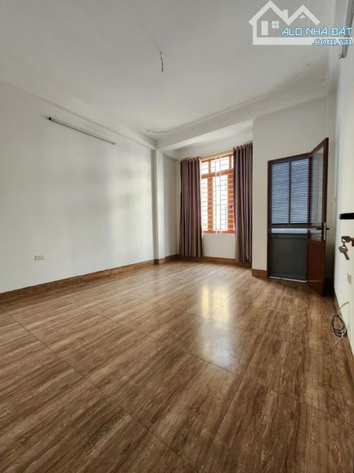 NGÔ QUYỀN - HÀ ĐÔNG - NGÕ THÔNG - OTO CHẠY VÒNG QUANH  - 30M2, 5 TẦNG , GIÁ 7.6 TỶ - 2
