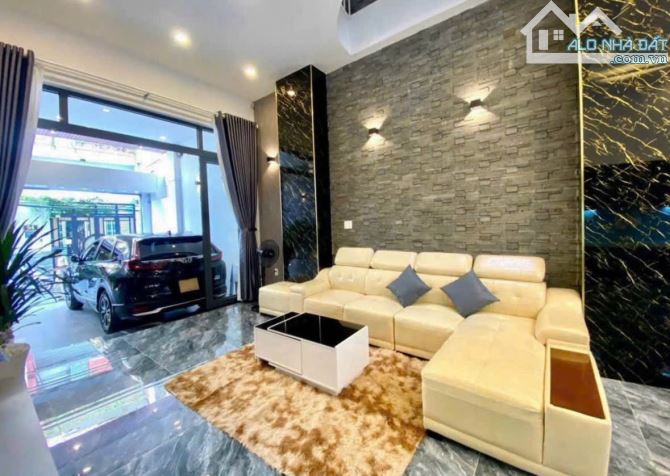 NGỘP VỐN BÁN NHÀ CHO THUÊ 18TRIỆU NGUYỄN THỊ THẬP,  TÂN QUY, QUẬN 7 GIÁ 4TỶ720/65M2(5x13M) - 2