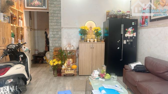 Bán nhà 3 tầng - 4x6 - Ngay Vườn Lài, gần Trường Lê Anh Xuân - chỉ hơn 3 tỷ - 2