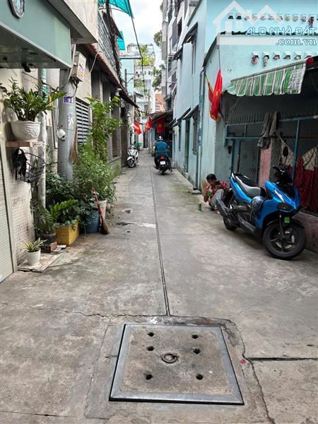 BÁN ĐẤT TẶNG NHÀ - 100M2 - HXH 3 CĂN- HÒA BÌNH-PHÚ TRUNG- TÂN PHÚ -8 TỶ 2 - 2